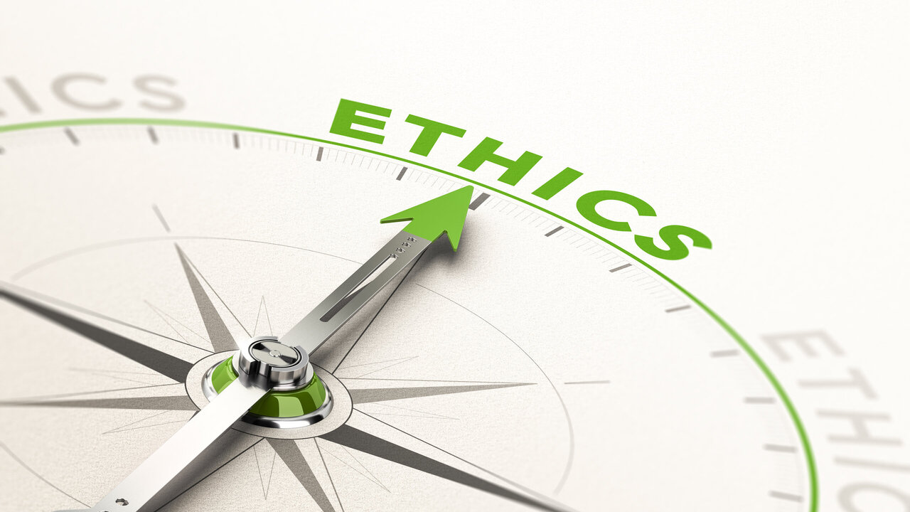 Kompassi osuti, mis näitab sõna ethics peale.
